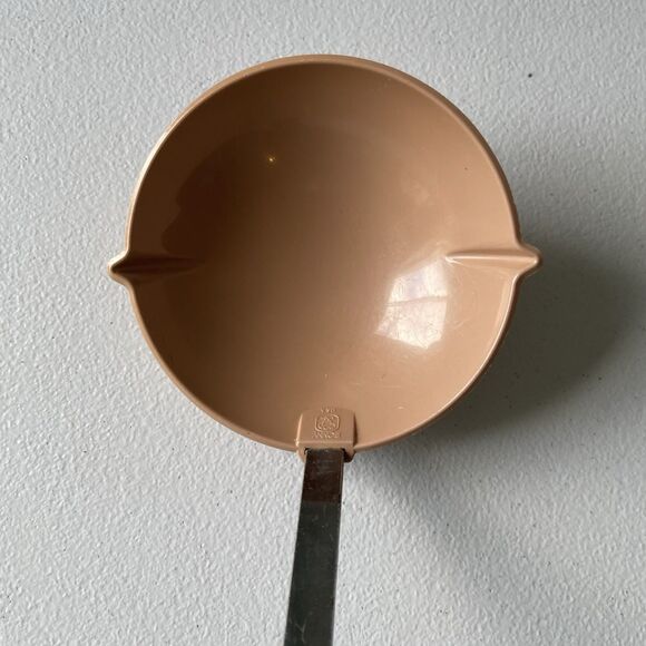 Vintage Bonny USA Nylon Soup Spoon Ladle Brown Ivory Kitchen Cookwear - Picture 3 of 9